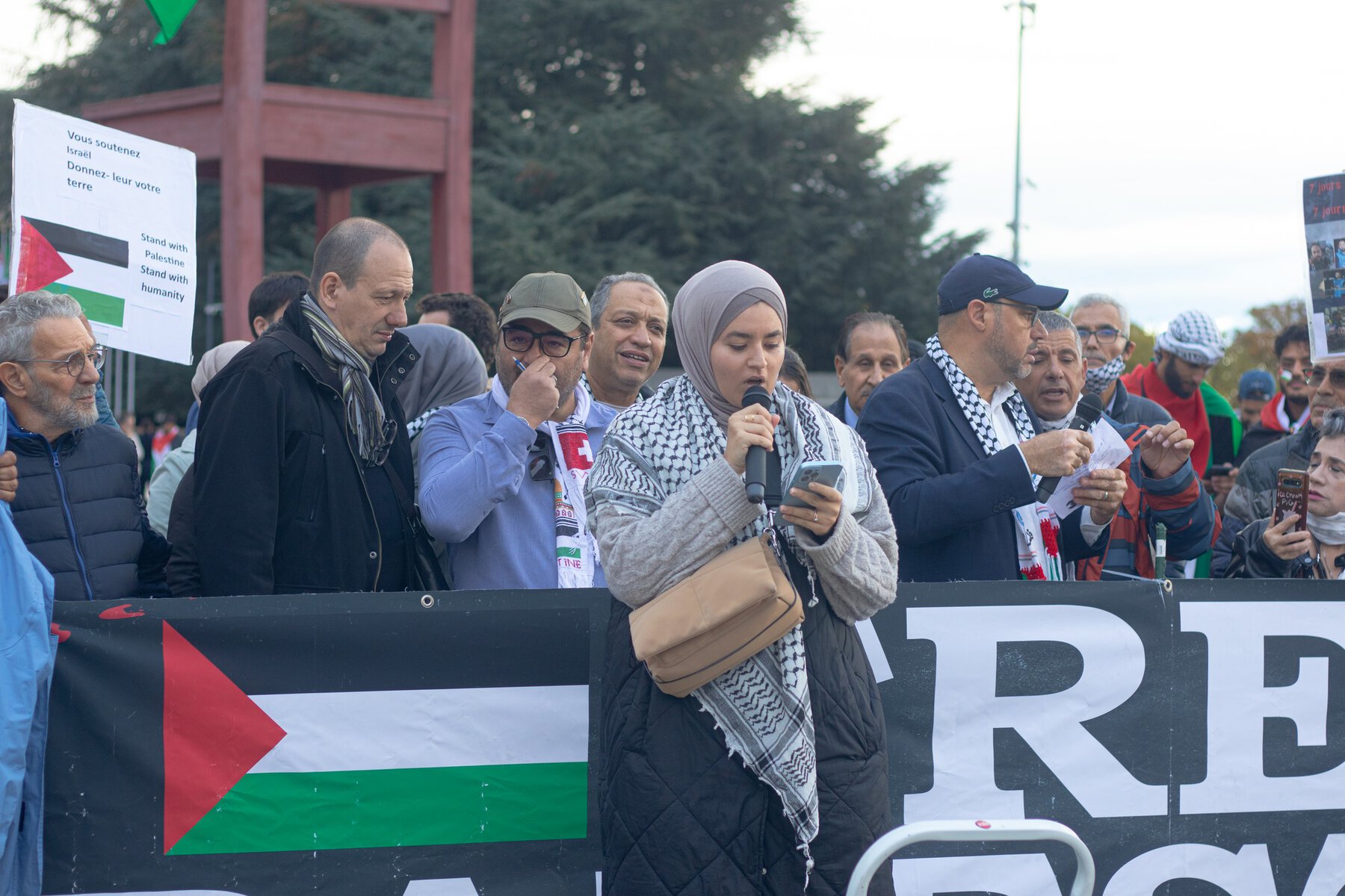Rassemblement de Solidarité avec le Peuple Palestinien : Une Mobilisation Citoyenne à Paris le 20 Octobre 2023