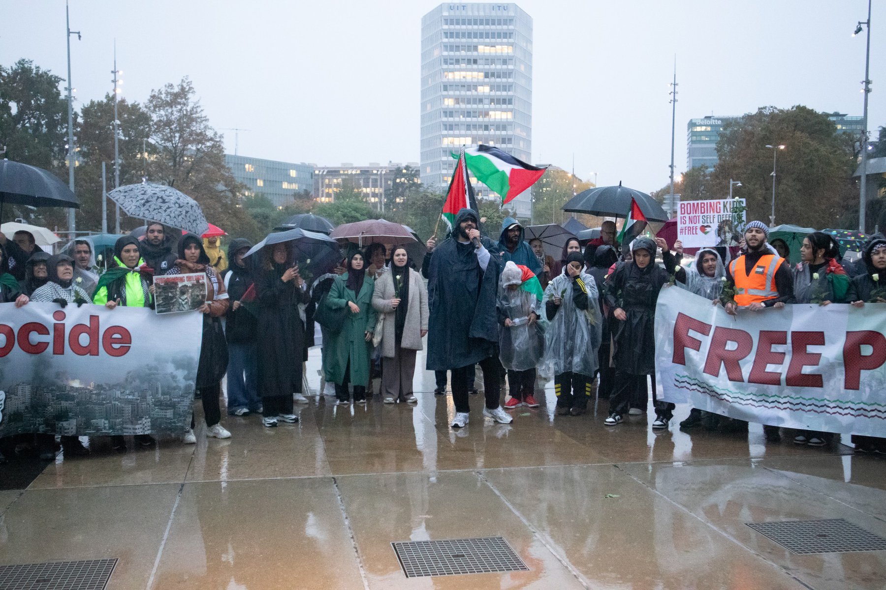 Rassemblement pacifique pour la Palestine : solidarité et appel à la paix à Genève