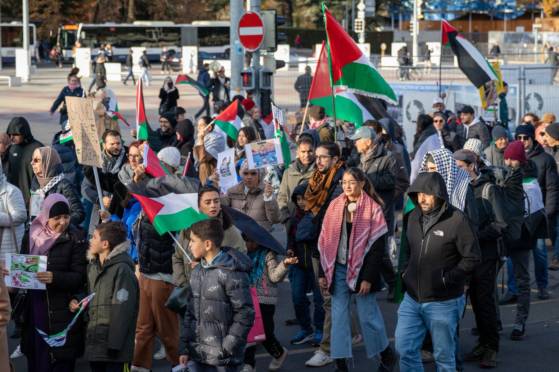 MARCH GENEVA : L’appel de la manifestation du 25 Novembre 2023 à la Place des Nations
